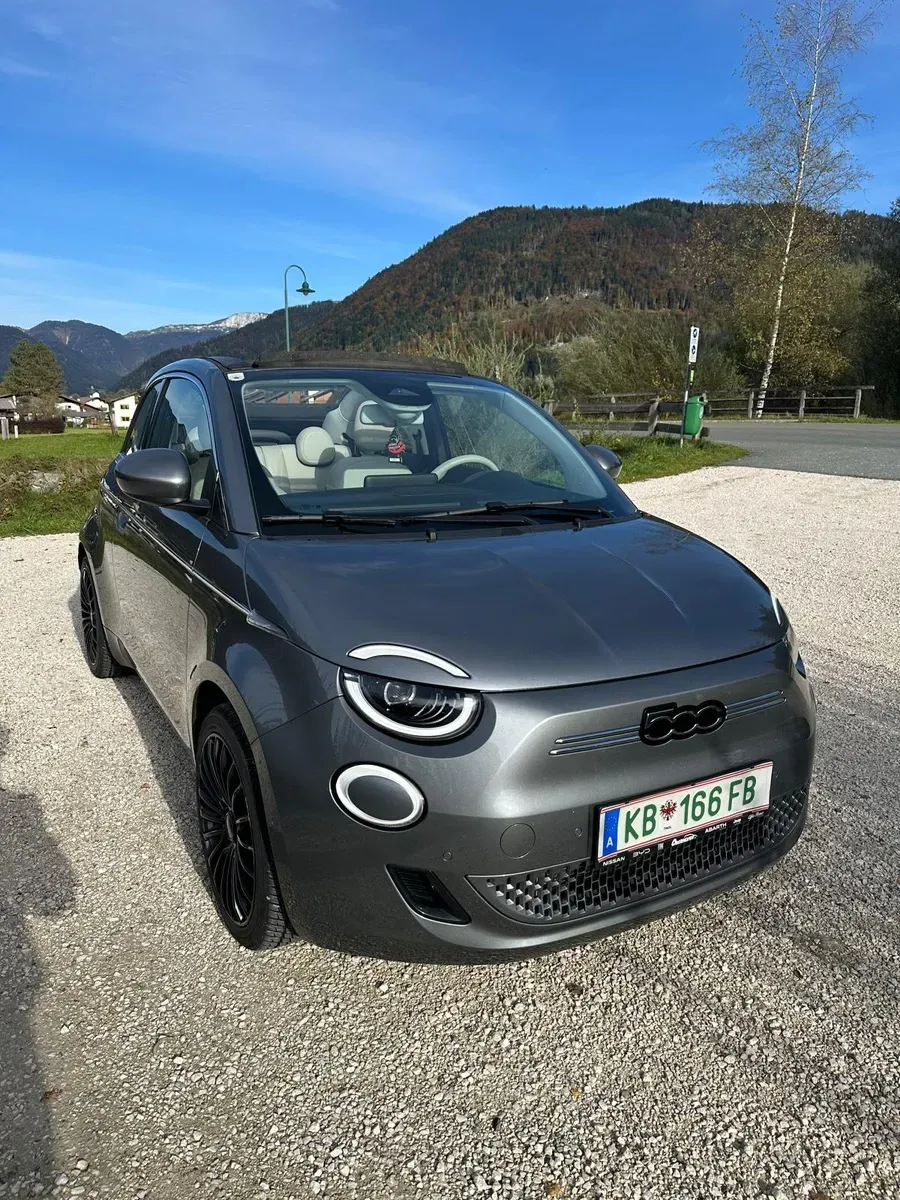Fiat 500E 2021 photo 2