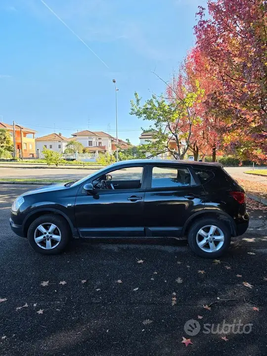 Nissan Qashqai 2008 photo 4