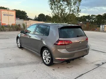 Volkswagen Golf 2016 photo 2