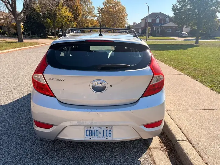 Hyundai Accent 2014 photo 4