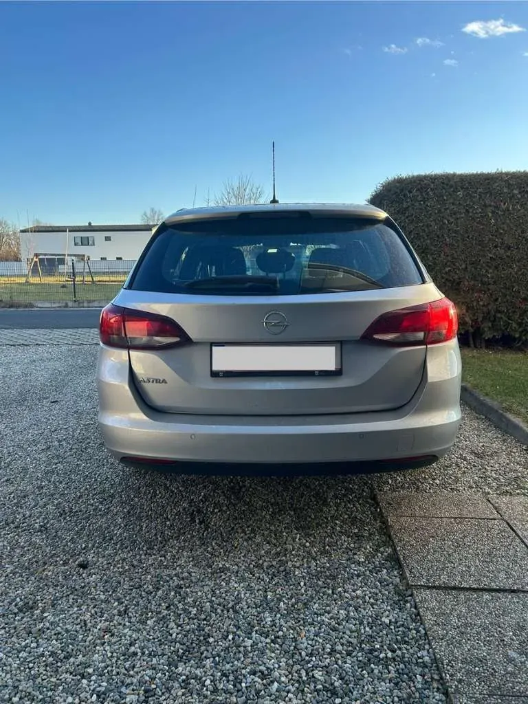Opel Astra 2021 photo 3