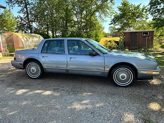 Cadillac Seville 1990 photo 4