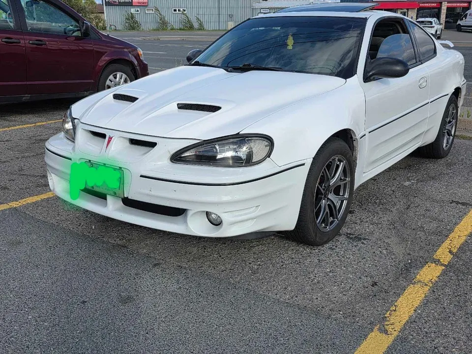 Pontiac Grand Am 2003 photo 2