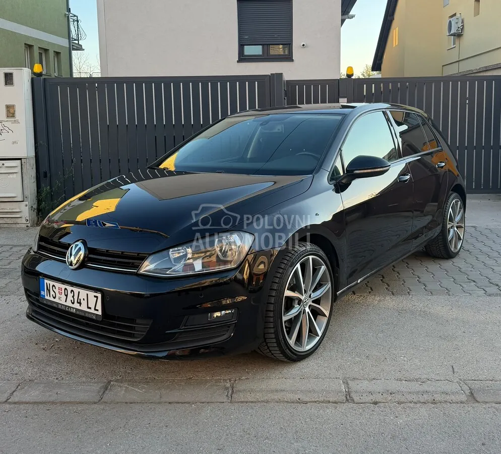 Volkswagen Golf 2013 photo 2