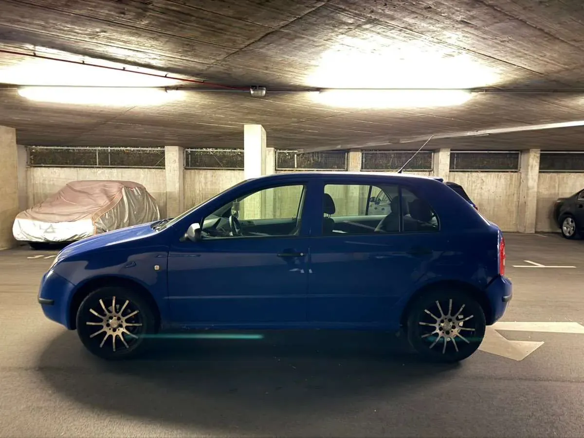 Skoda Fabia 2003 photo 2