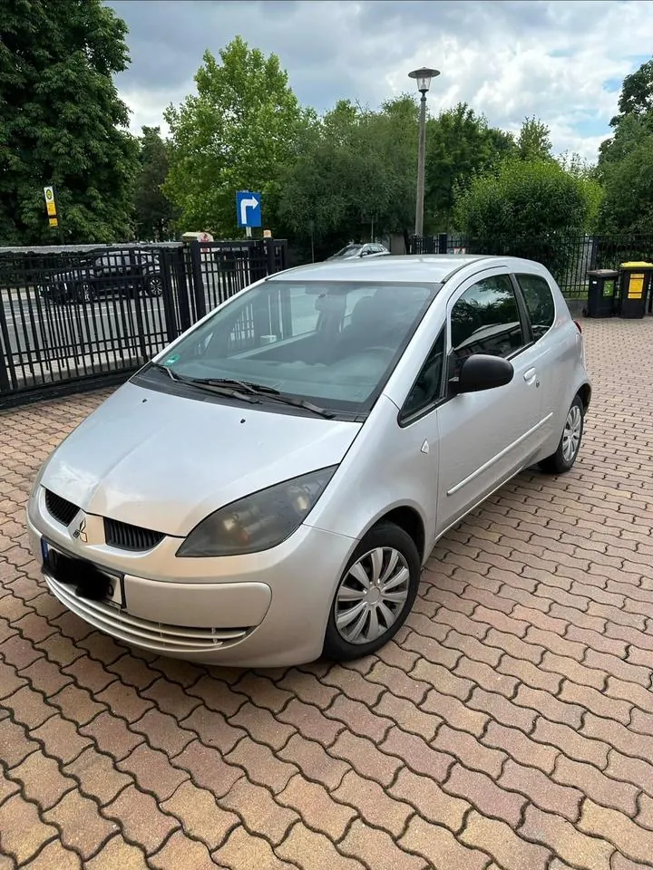 Mitsubishi Colt