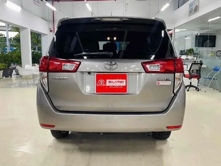 Toyota Innova 2019 photo 2