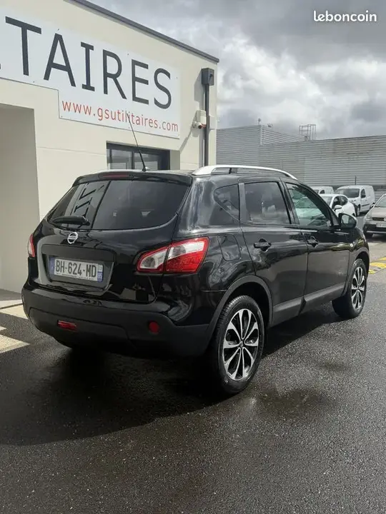 Nissan Qashqai 2010 photo 4