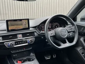 Audi A4 2018 photo 4