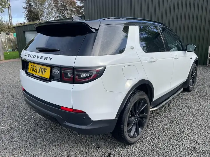 Land Rover Discovery Sport 2021 photo 5