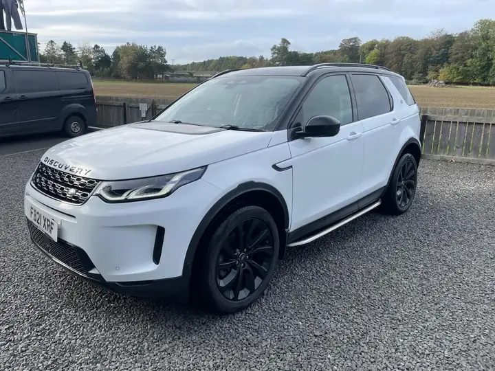 Land Rover Discovery Sport 2021 photo 3