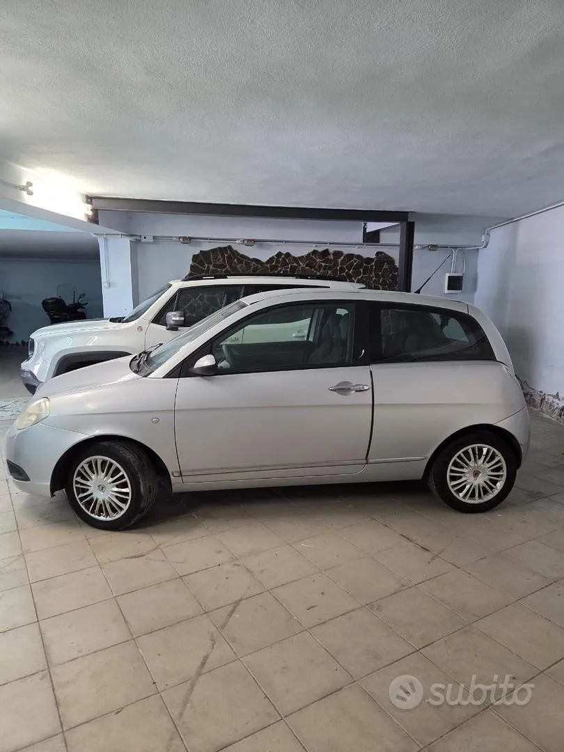 Lancia Ypsilon 2007 photo 2