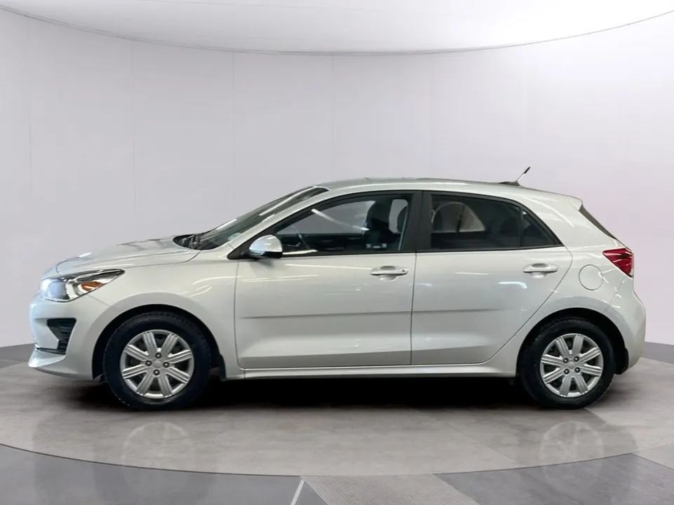 Kia Rio 2023 photo 2