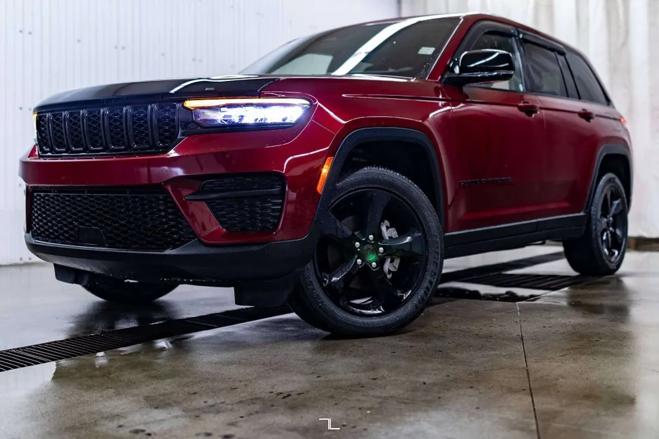 Jeep Grand Cherokee 2023 photo 4