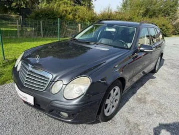 Mercedes-Benz E220Cdi