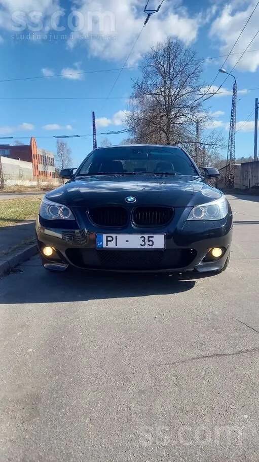BMW 530 2009 photo 2