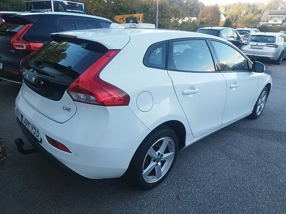 Volvo V40 2016 photo 2