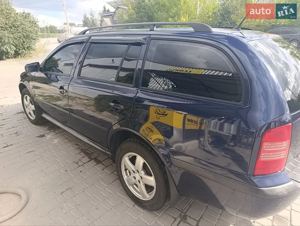 Skoda Octavia 2004 photo 2
