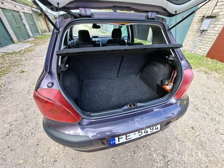 Peugeot 307 2004 photo 5