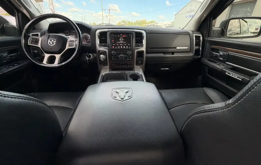 Ram 1500 2017 photo 2