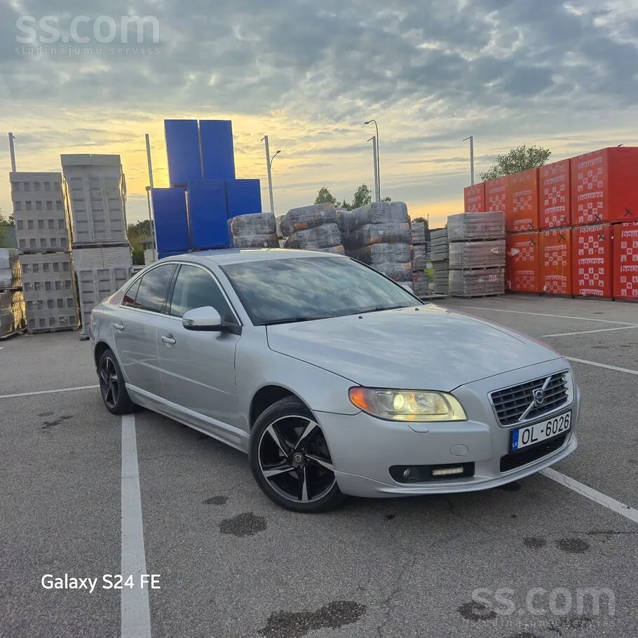 Volvo S80