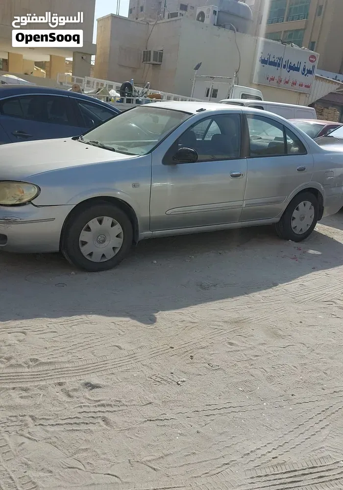 Nissan Sunny 2004 photo 4
