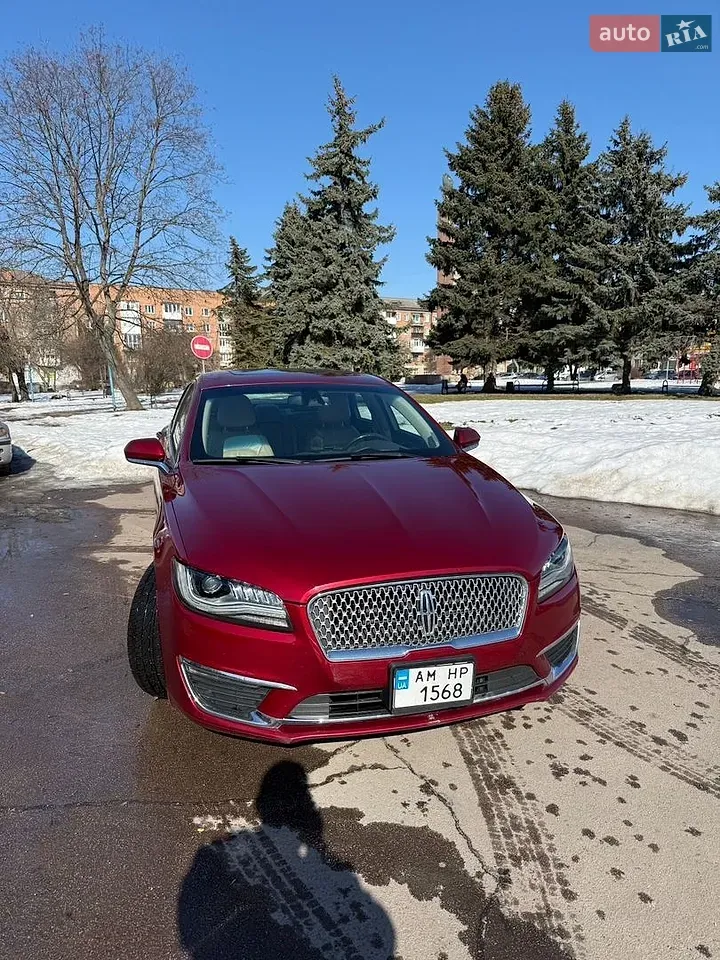 Lincoln Mkz