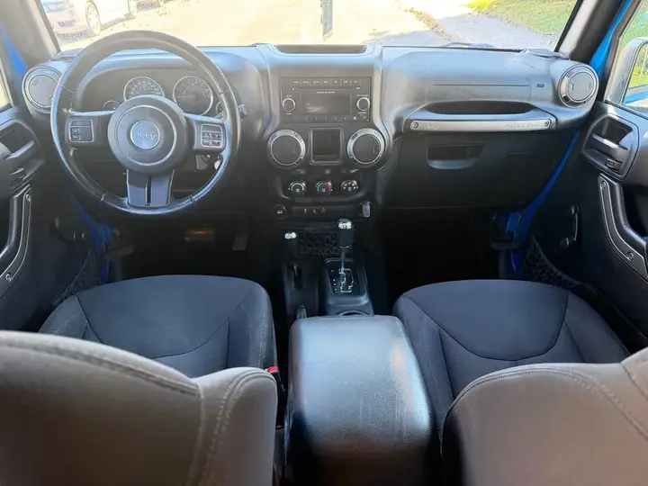 Jeep Wrangler Unlimited 2015 photo 5