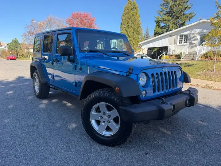 Jeep Wrangler Unlimited 2015 photo 2