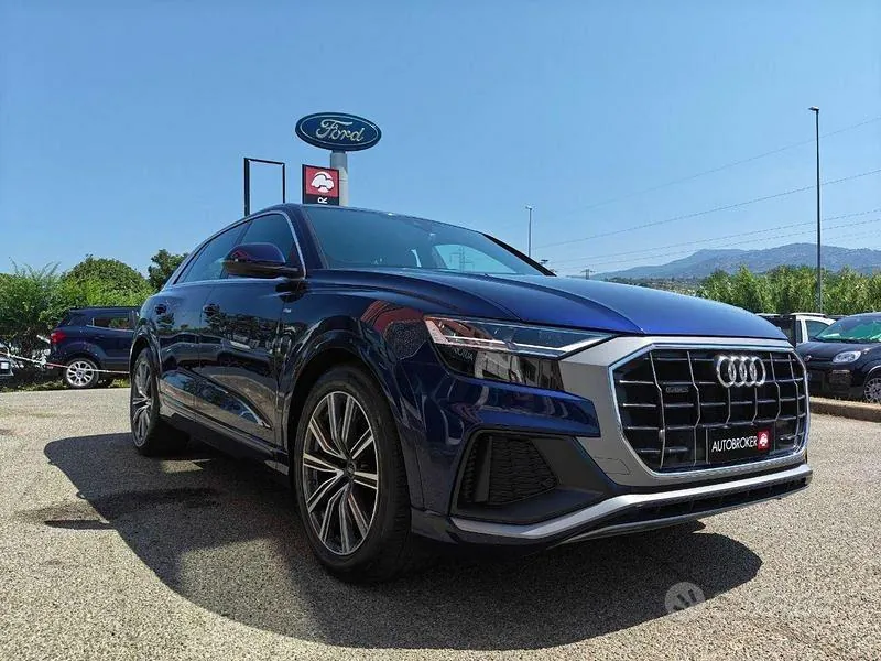 Audi Q8 2023 photo 3