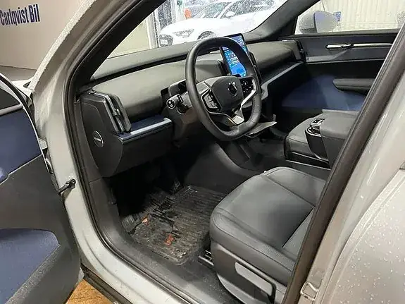 Volvo Ex30 2025 photo 5