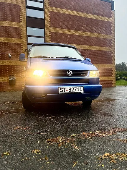 Volkswagen Multivan 2003 photo 2