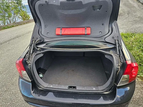 Volvo S40 2010 photo 5