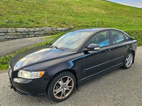 Volvo S40