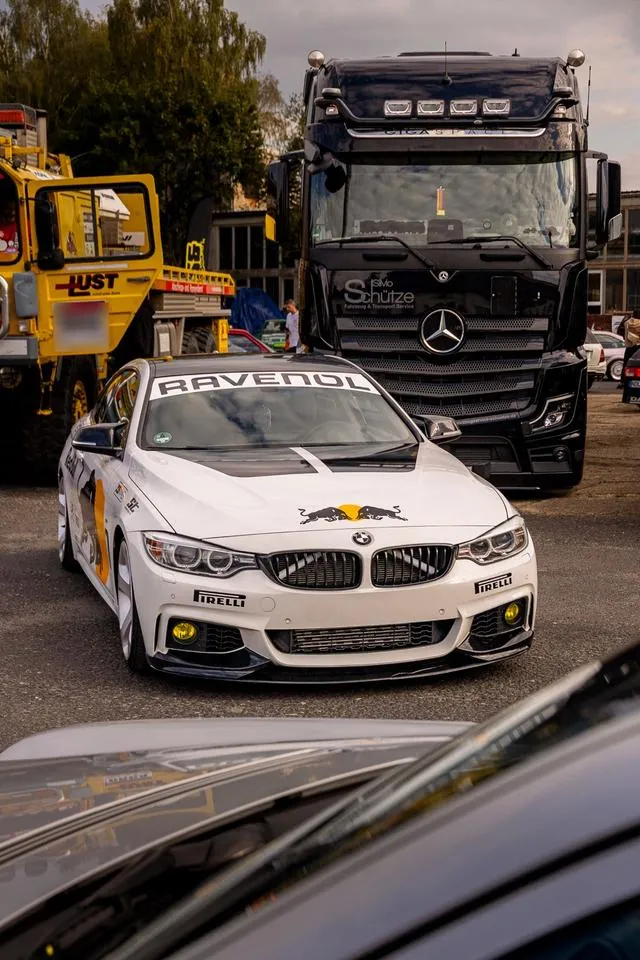 BMW F32