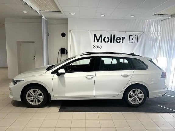 Volkswagen Golf I 2026 photo 3
