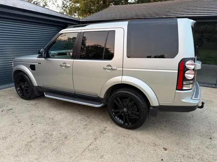 Land Rover Discovery 4 2015 photo 4