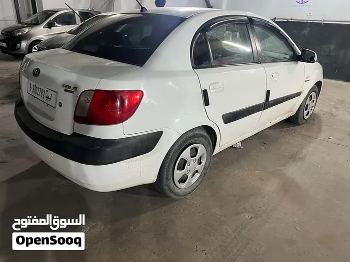 Kia Rio 2005 photo 4