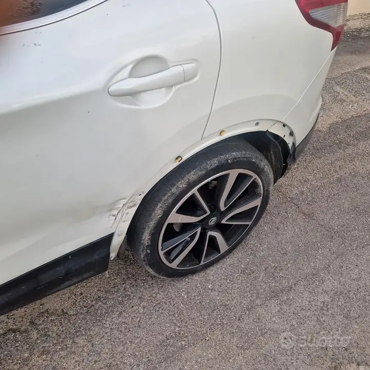 Nissan Qashqai 2016 photo 2