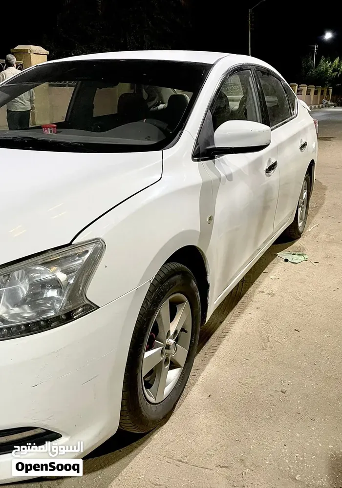 Nissan Sentra 2015 photo 2