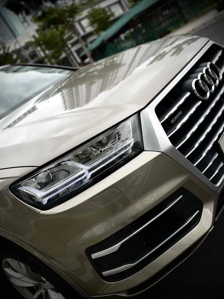 Audi Q7 2016 photo 2