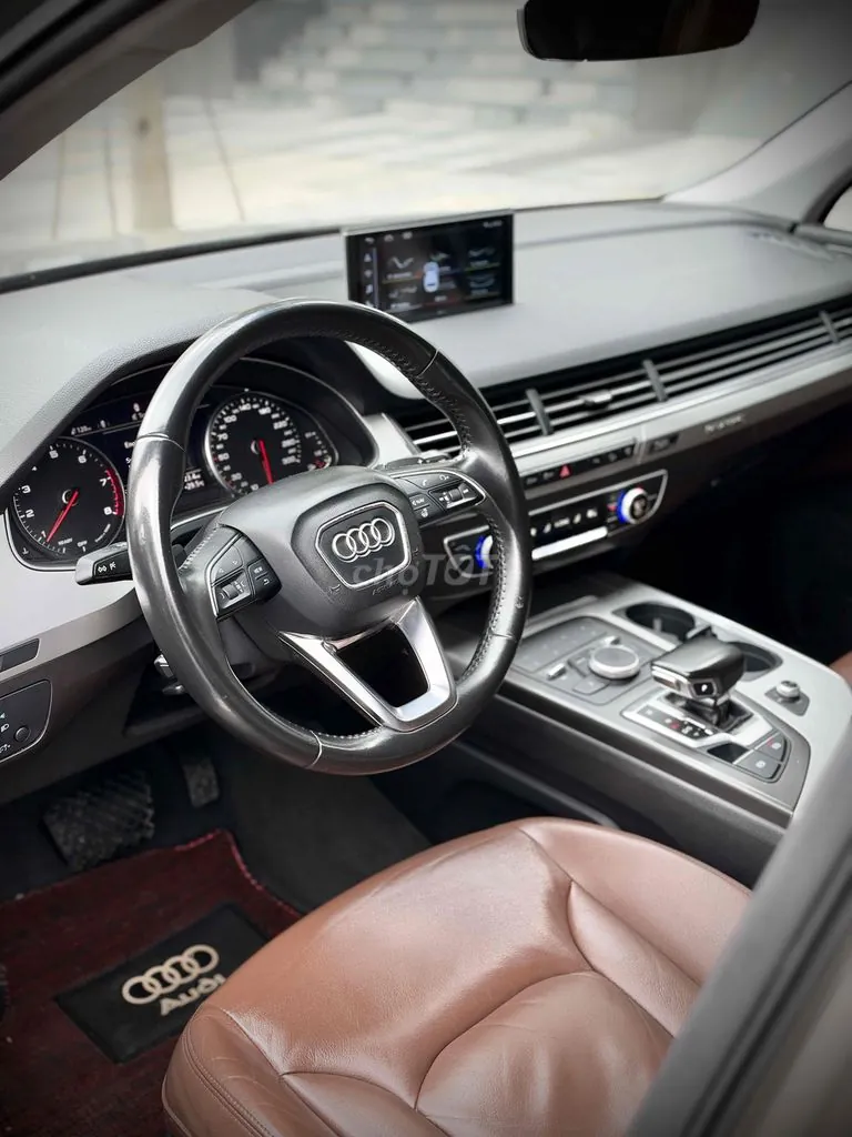 Audi Q7 2016 photo 3