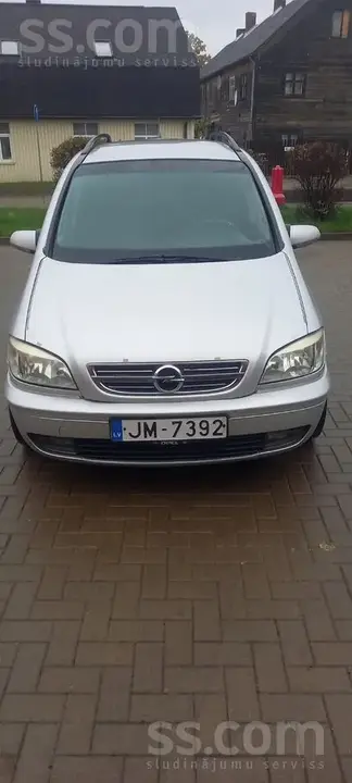 Opel Zafira 2004 photo 2