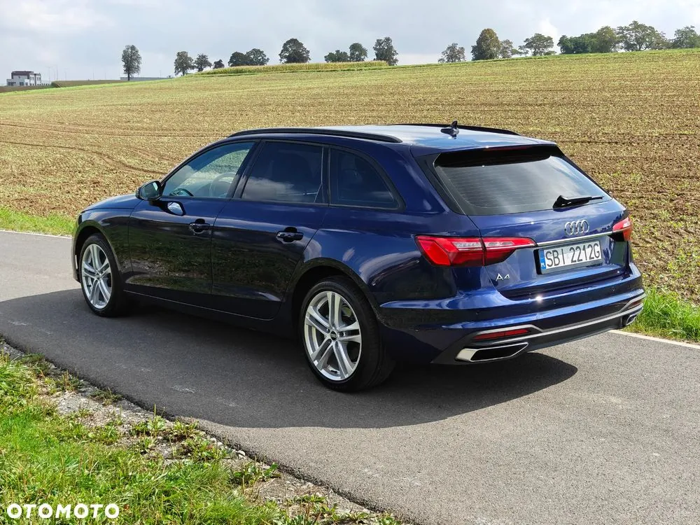 Audi A4 Avant 2022 photo 3