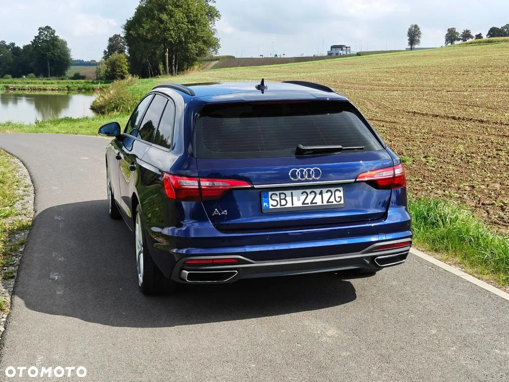 Audi A4 Avant 2022 photo 4