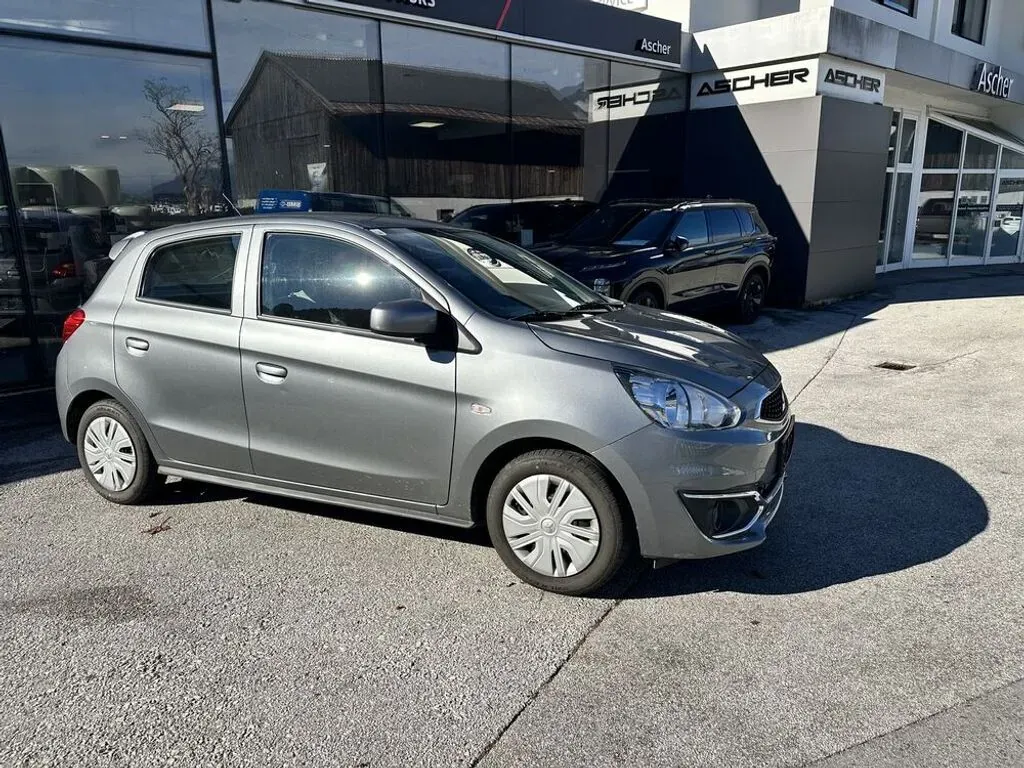 Mitsubishi Space Star 2019 photo 3