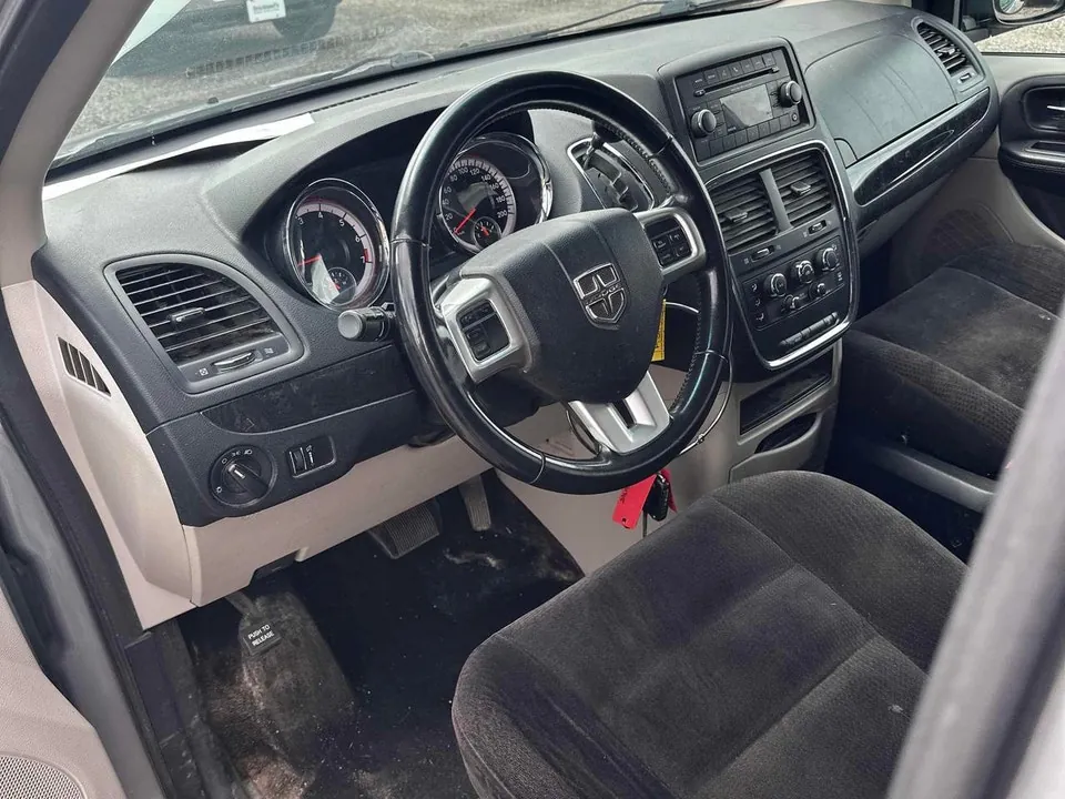 Dodge Grand Caravan 2014 photo 4