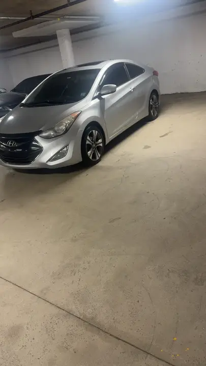 Hyundai Elantra 2013 photo 2
