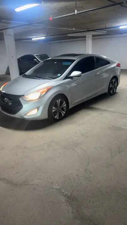 Hyundai Elantra 2013 photo 4