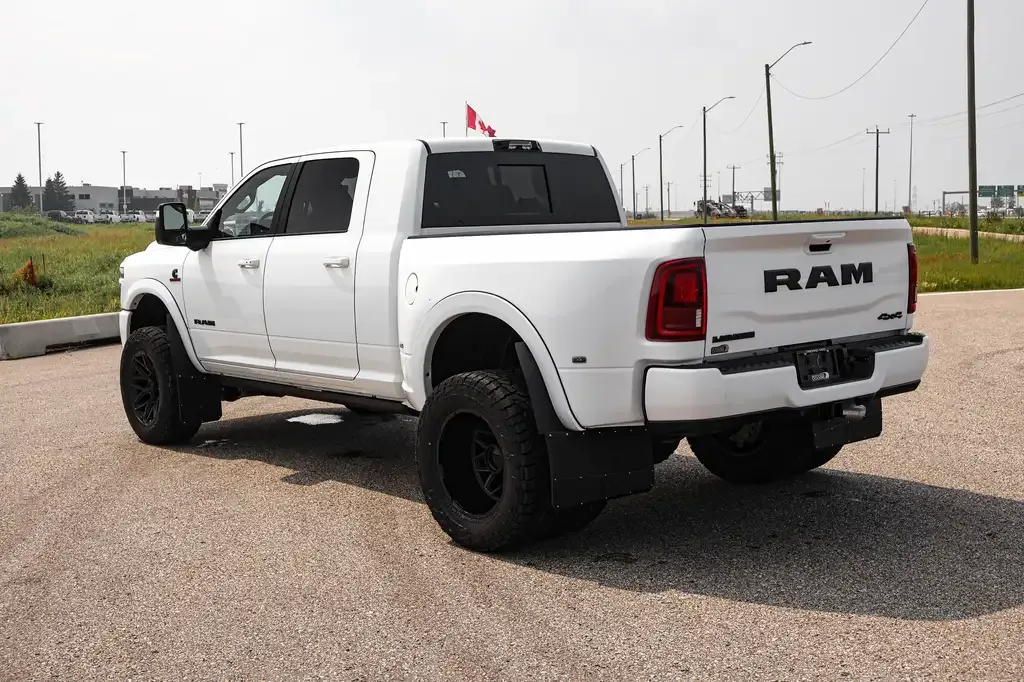 Ram 3500 2026 photo 2
